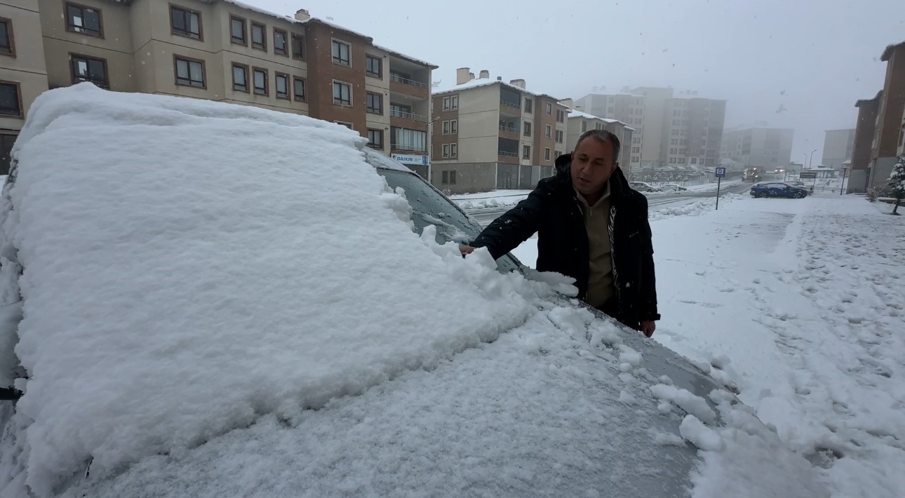 yuksekova yogun kara teslim oldu 8 EduNLG7N