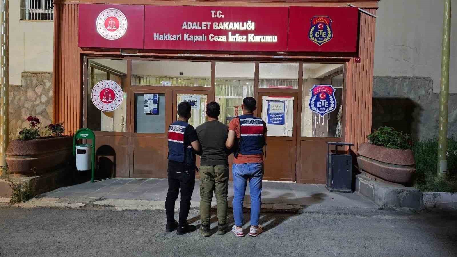 Yüksekova’da 11 kilo skunk ele geçirildi 4 yuksekovada 11 kilo skunk ele gecirildi 0 3WZkMS9Y