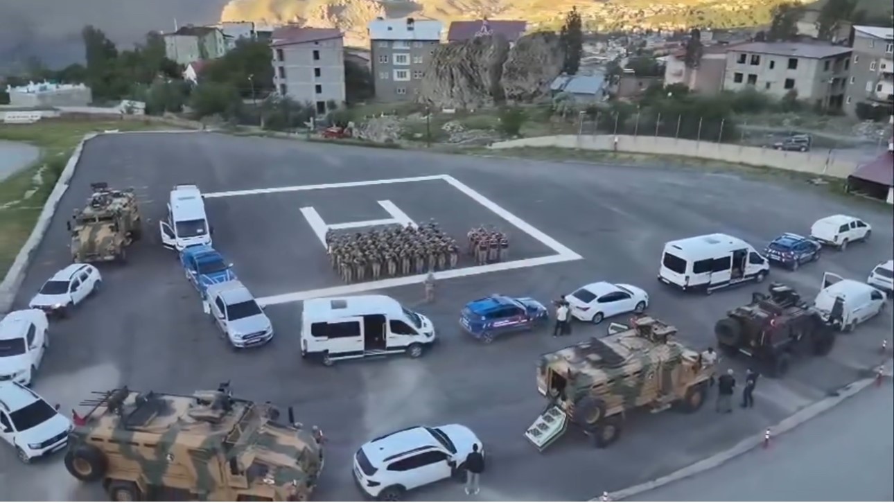 yuksekovada dev narkotik operasyonu yarim tonu askin esrar ele gecirildi 3 J8pqG5jE