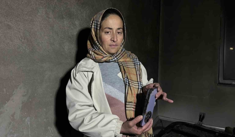 yuksekovada-evde-patlayan-telefon-yurekleri-agza-getirdi-kartal-ailesi-olumden-dondu-WdcsfTvq.jpg