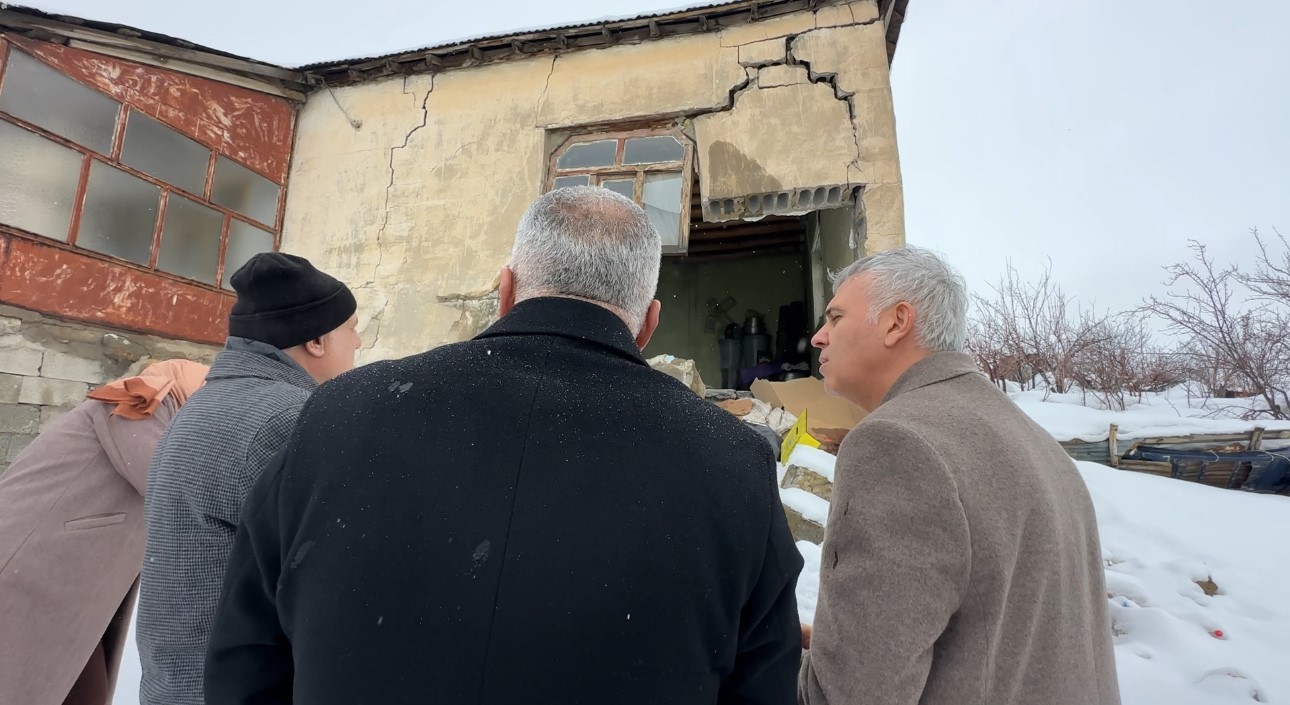 yuksekovada evi coken yasli kadina devlet sefkati yalniz birakmayacagiz 3 BNsEJOiY