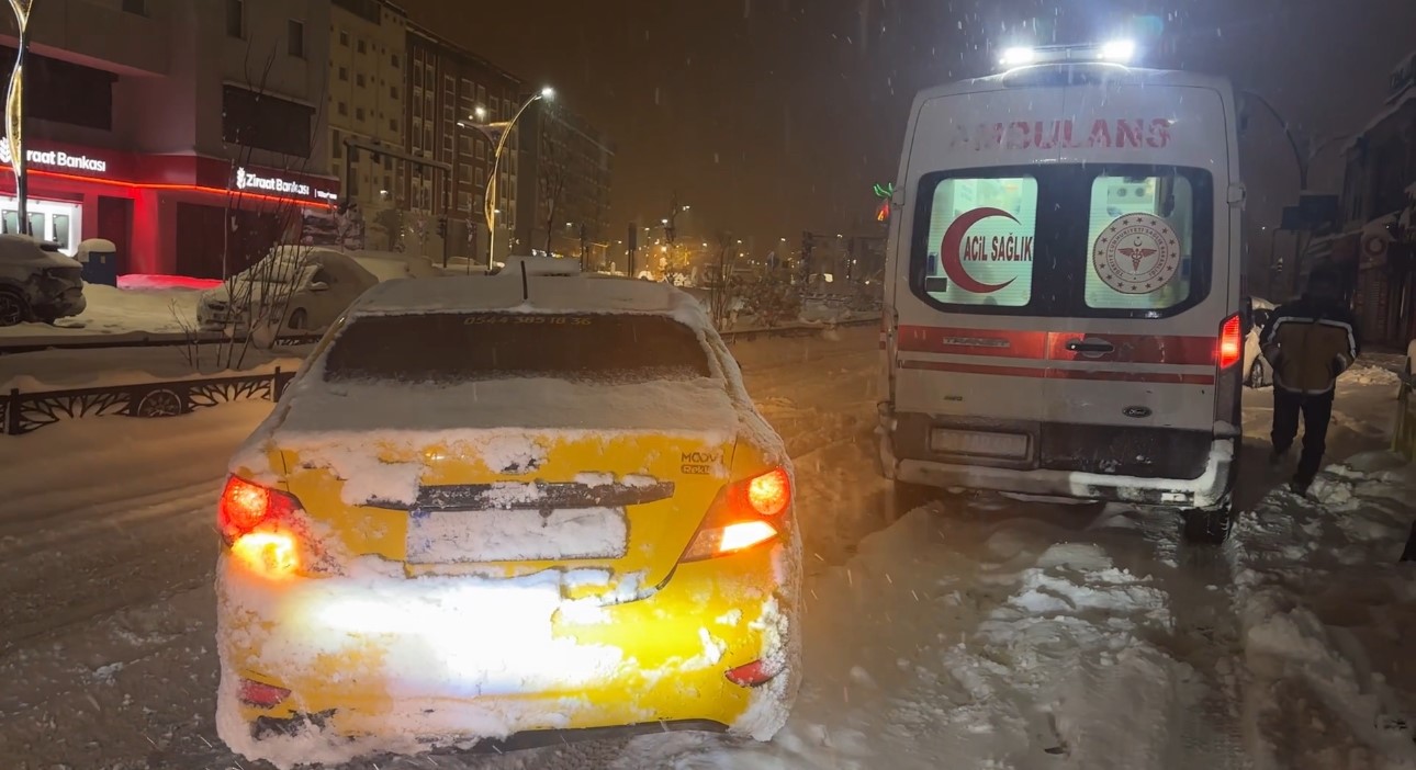 yuksekovada gece yarisi hayat kurtaran dikkat 1 vsVmHdn3