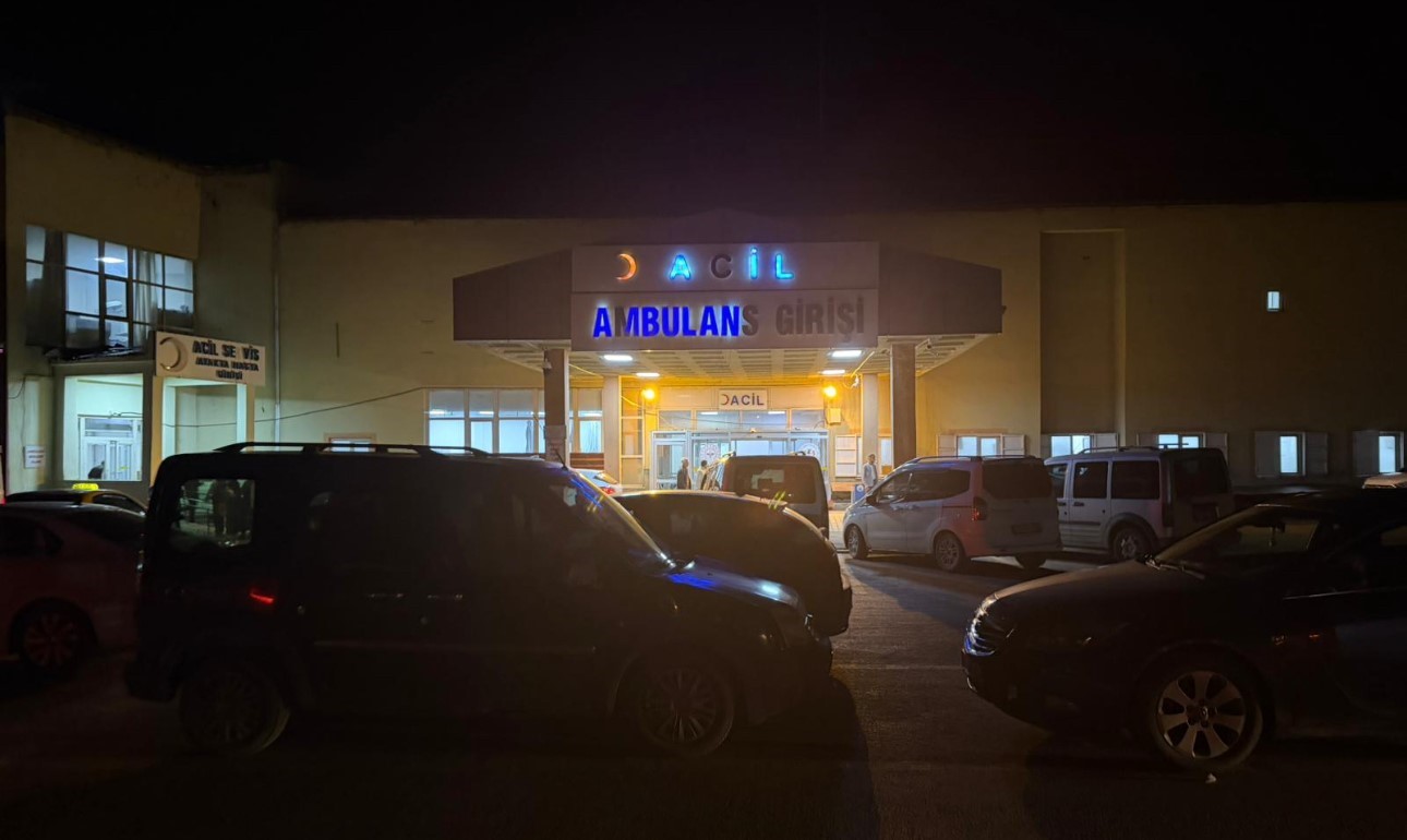 yuksekovada hastanede dogal gaz patlamasi 3 yarali 2 yq8s9ejj