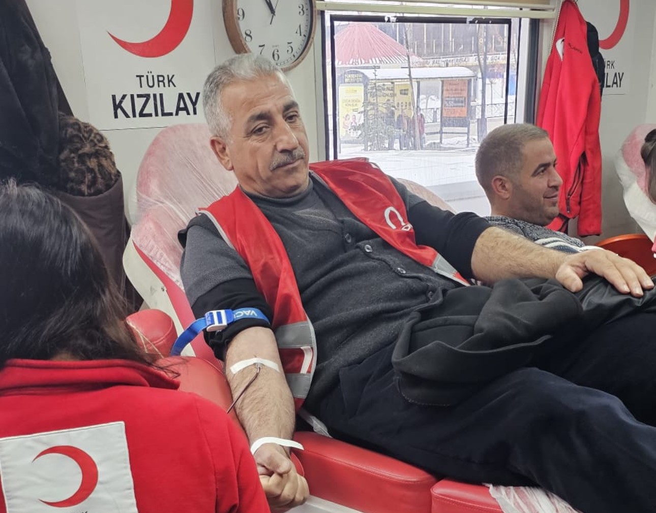 yuksekovada hedef sumbul dagi kan bagisi kampanyasi suruyor 3 aMI3zsaU