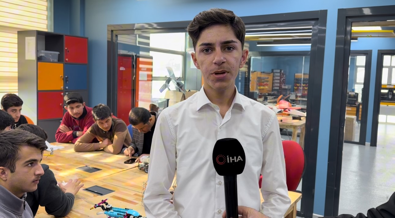 yuksekovada ilk robotik takimi bezoar istanbul yolcusu 6 6mWmZJsX