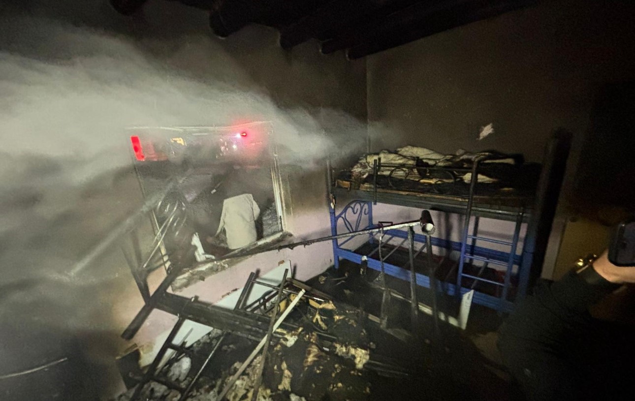 yuksekovada korkutan ev yangini 4 cocuk hastaneye kaldirildi 6 UdEySqCu