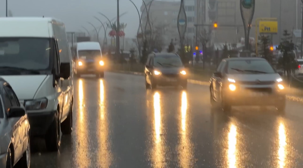yuksekovada saganak yagis etkili oldu 4 DA7VhJIW