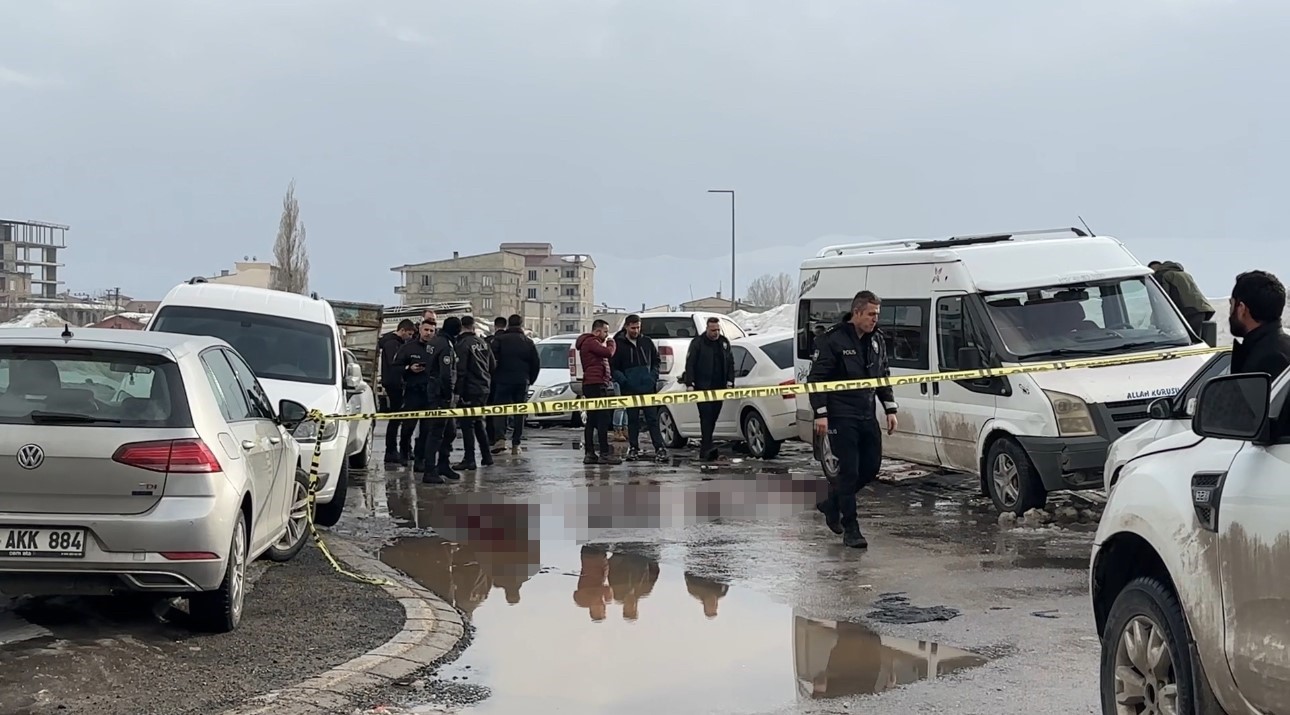 yuksekovada silahli intihar girisimi 1 agir yarali 0