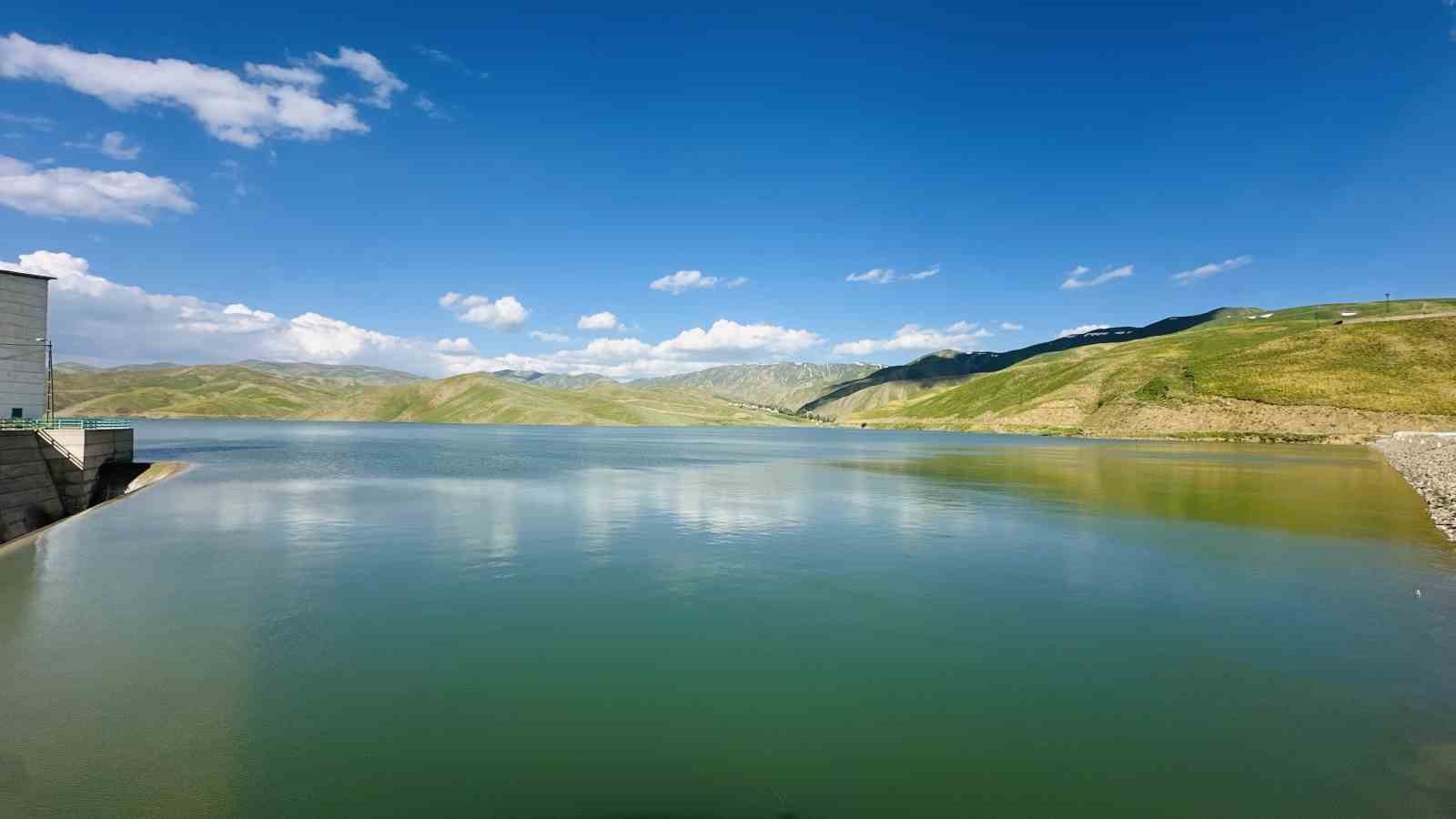 yuksekovada tarimsal devrim dilimli barajinin suyu koylere ulasiyor 4 LMQ5DBlI