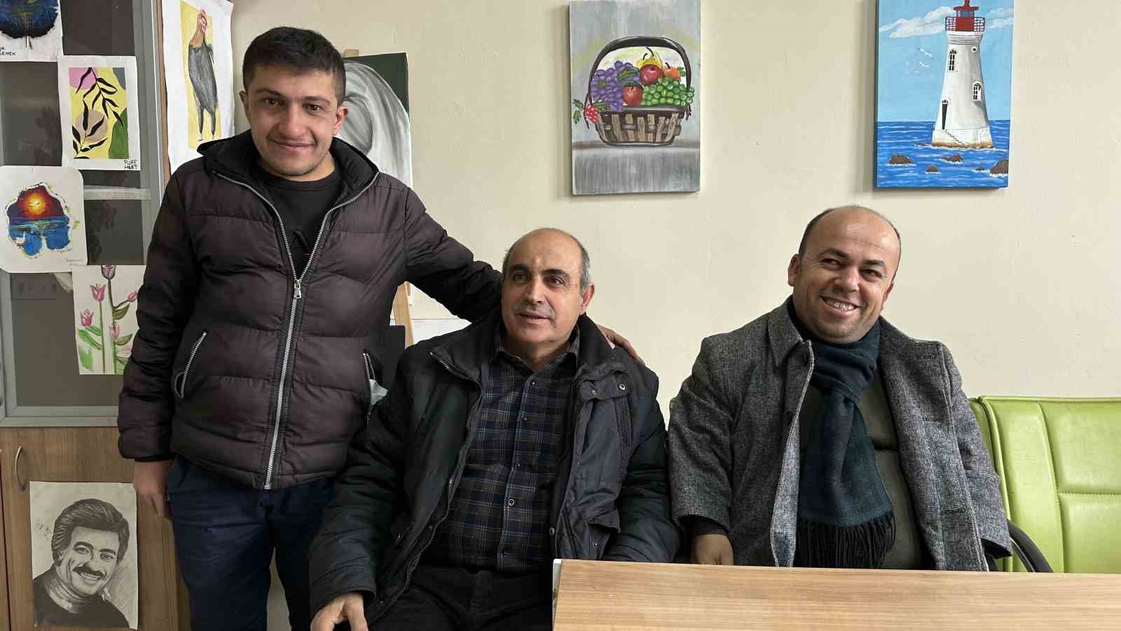yuksekovada toplum ve ruh sagligi merkezinde hastalarin urunleri sergilendi 9 RWnrA6Wp