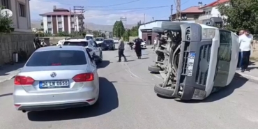 yuksekovada-trafik-kazasi-3-yarali-Rs2QBtwh.jpg