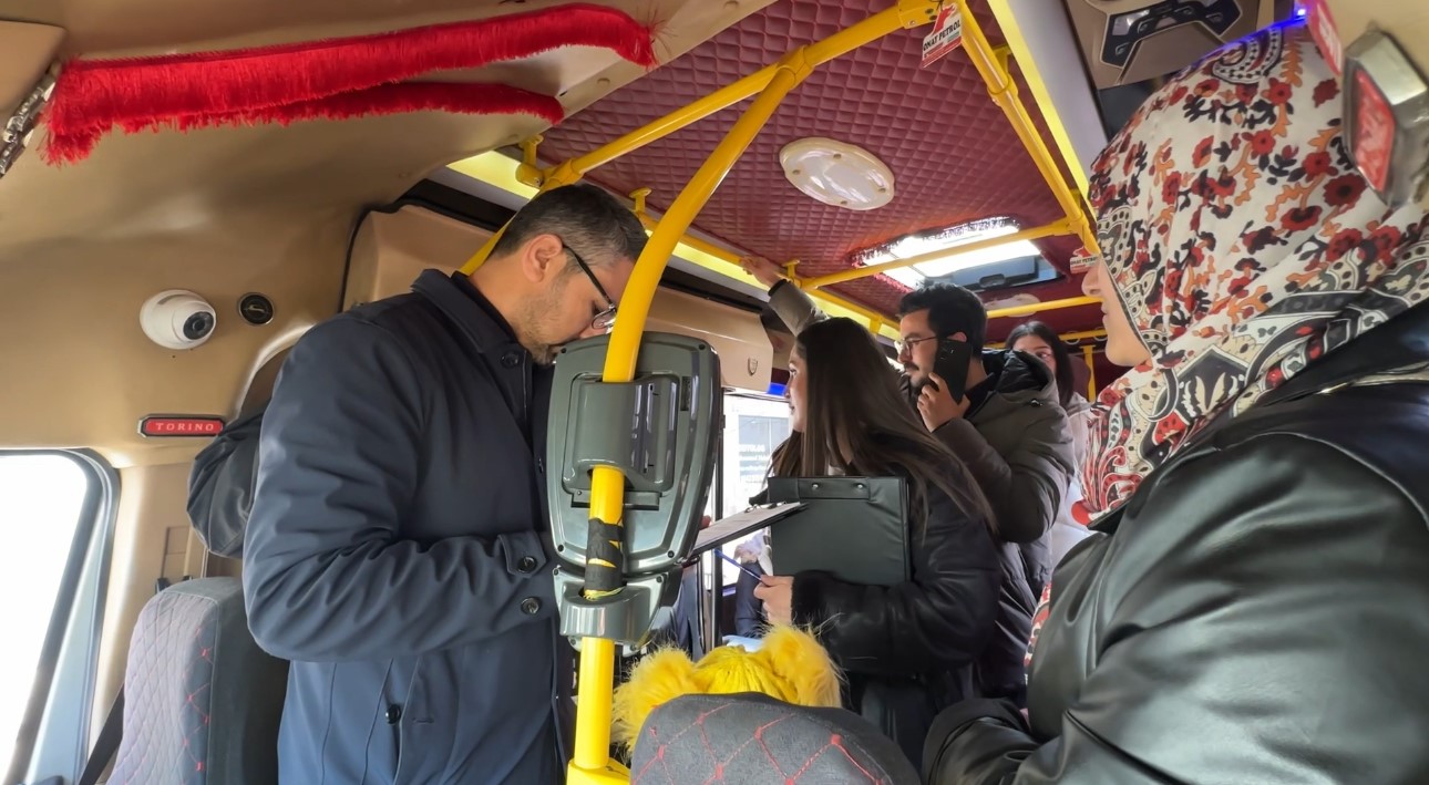yuksekovada yolcu minibusleri denetlendi 5 RD9AWgrJ