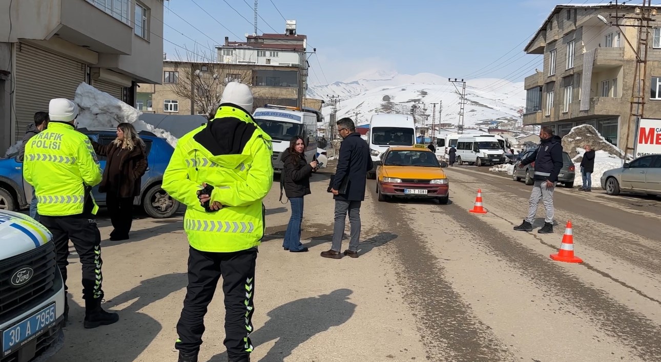 yuksekovada yolcu minibusleri denetlendi 6 DOHHpYgu