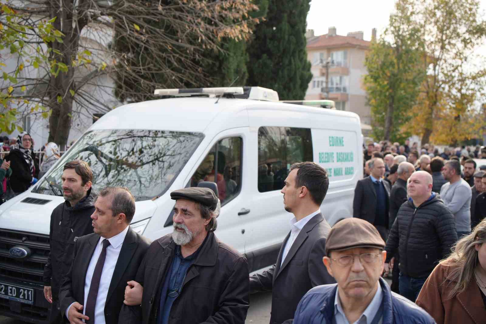 yuksekten duserek olen avukat selda ozkan son yolculuguna ugurlandi 10 5fWyLZm3