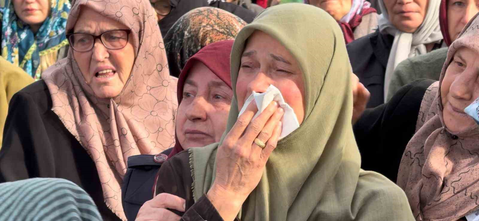yuksekten duserek olen avukat selda ozkan son yolculuguna ugurlandi 5 bdTwpQlG