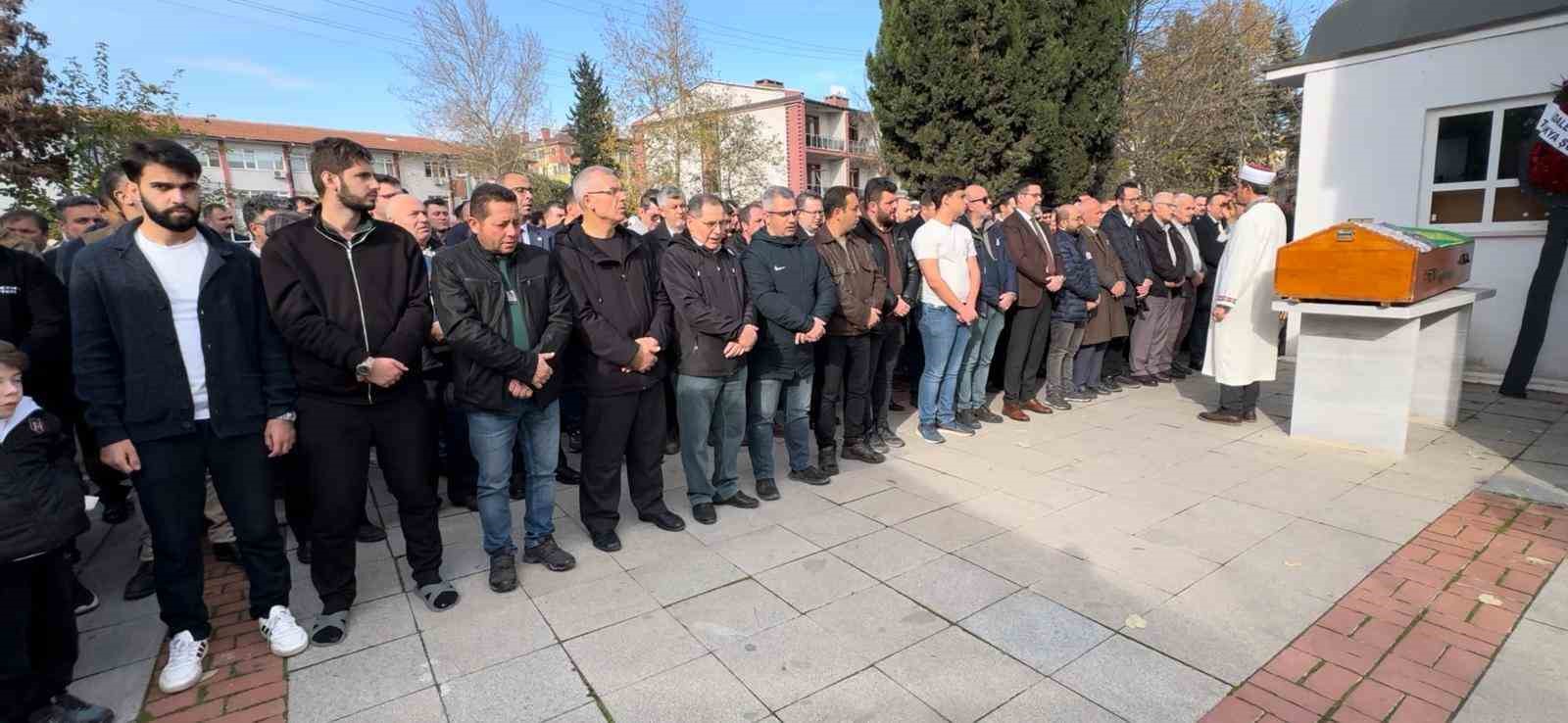 yuksekten duserek olen avukat selda ozkan son yolculuguna ugurlandi 6 eXePbDDJ