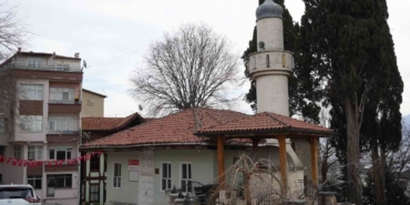 yumurta-parasiyla-yapilan-395-yillik-cami-restorasyona-alindi-lpCY11pA.jpg