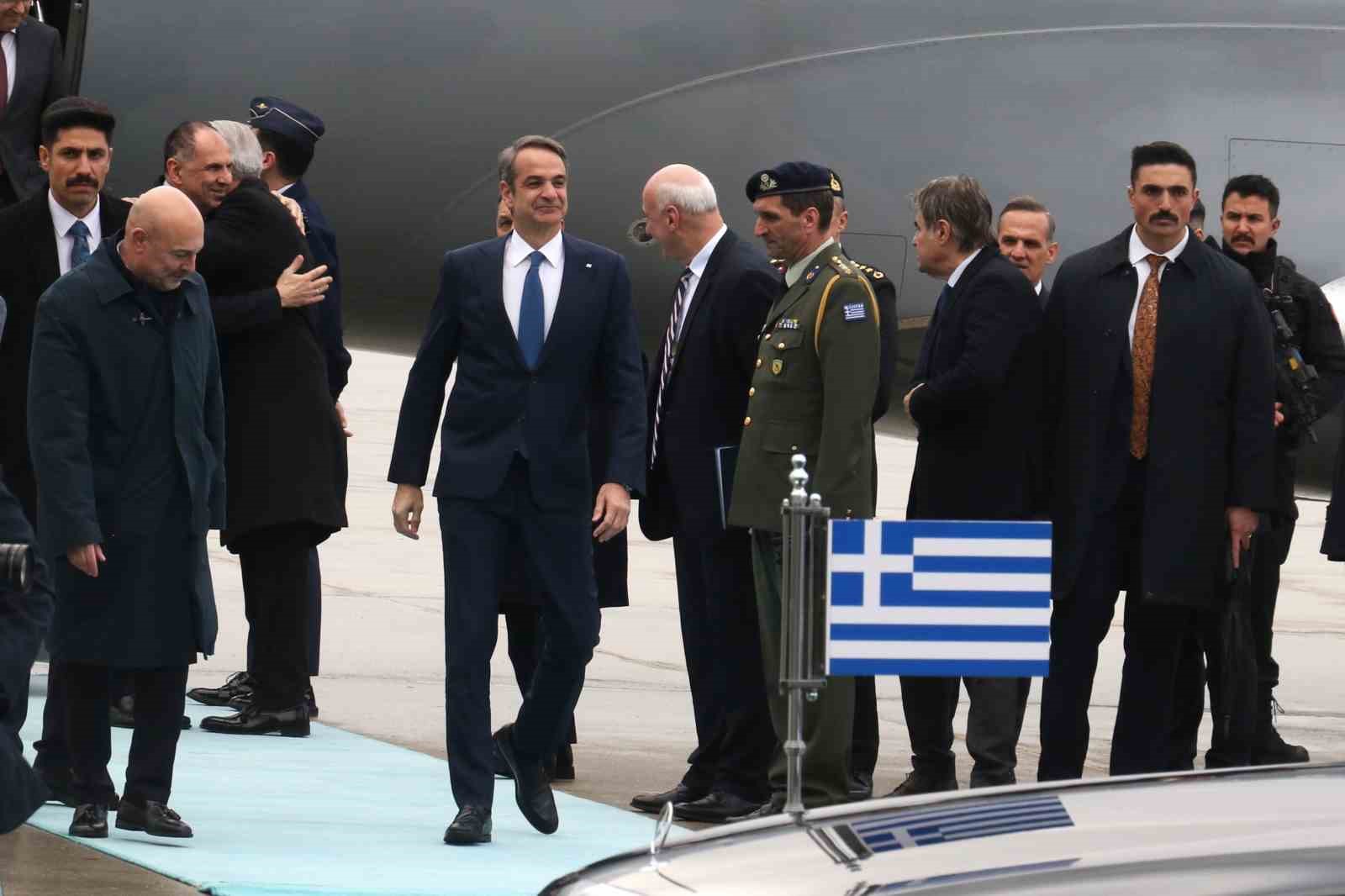 yunanistan basbakani micotakis cumhurbaskani erdogan ile gorusmek uzere ankarada 4 W1GBmKOC