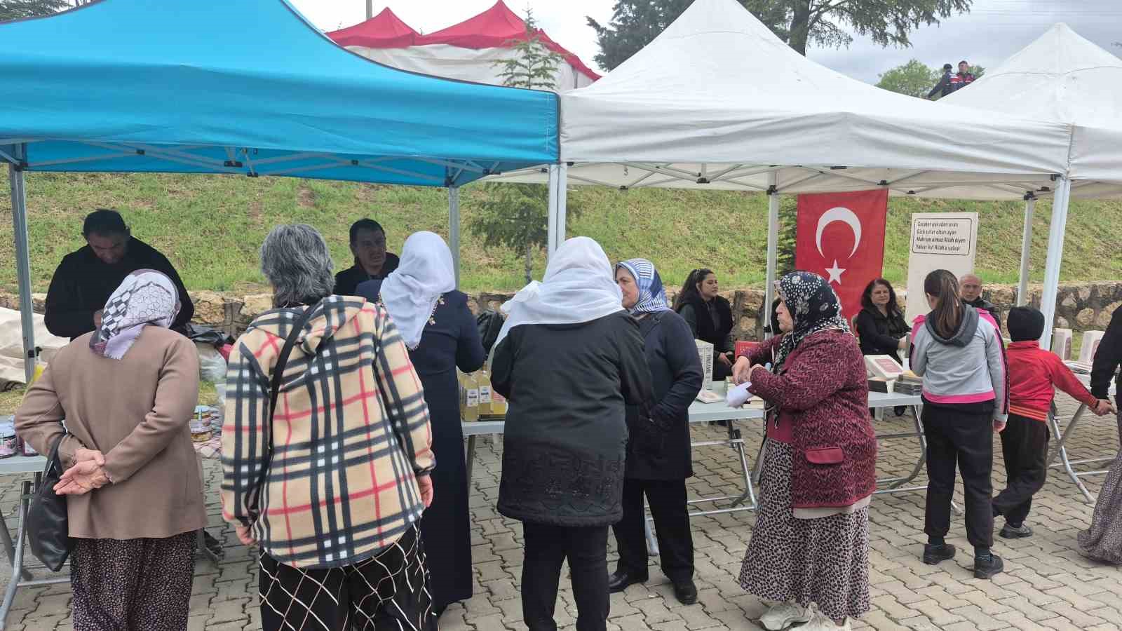 Yunus Emre vefatının 705’nci yılında anıldı 5 yunus emre vefatinin 705nci yilinda anildi 1 qE5fKCsa