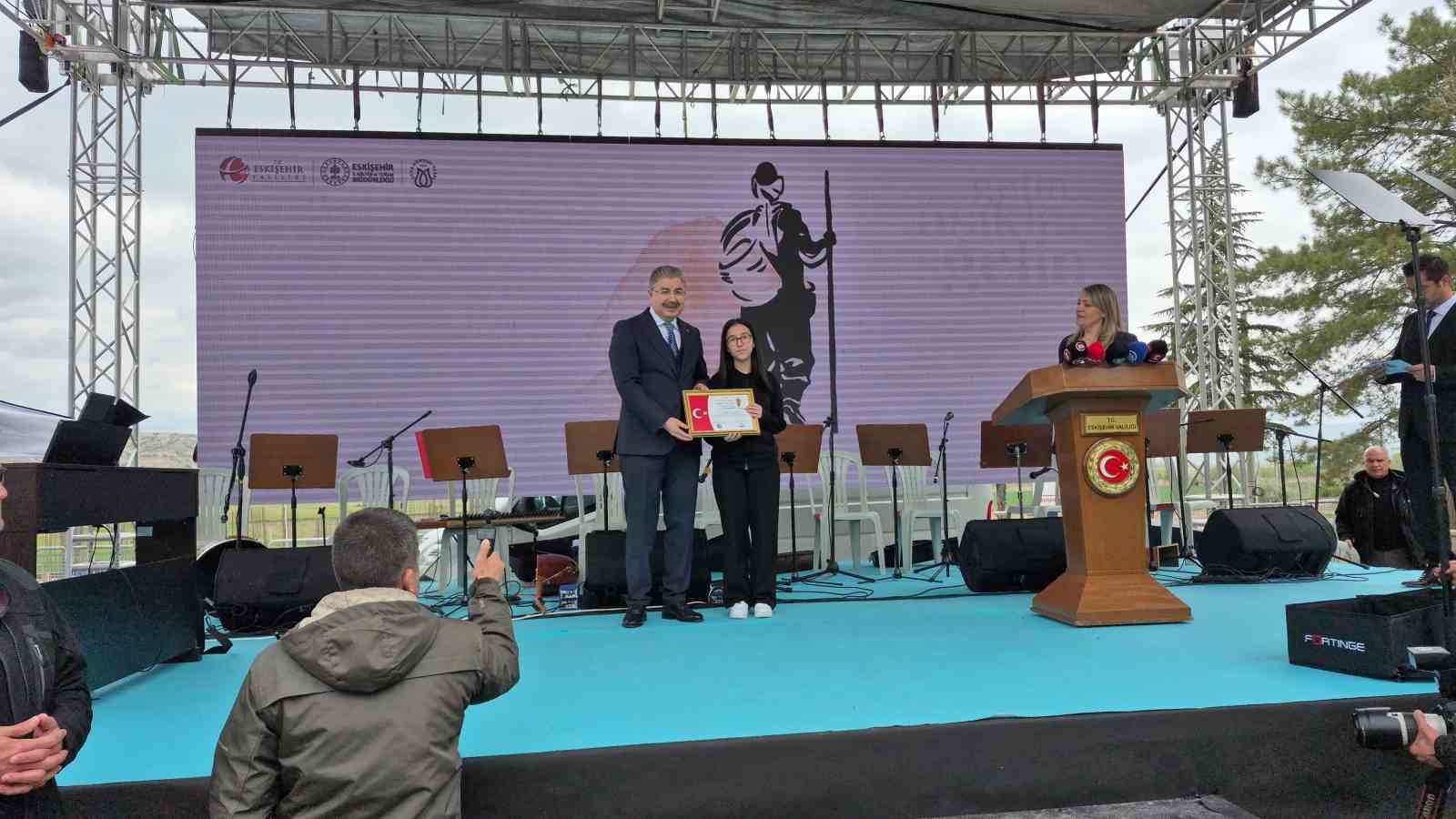 Yunus Emre vefatının 705’nci yılında anıldı 9 yunus emre vefatinin 705nci yilinda anildi 5 GJ9zUTJM