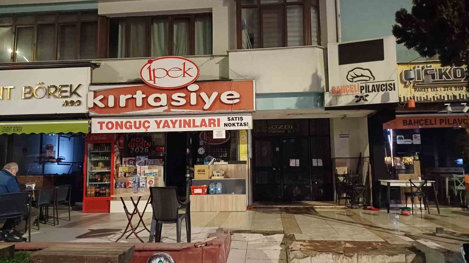 yurt disinda olan katarlinin dairesini basan su 6 esnafi magdur etti 5 uPhQsrPR