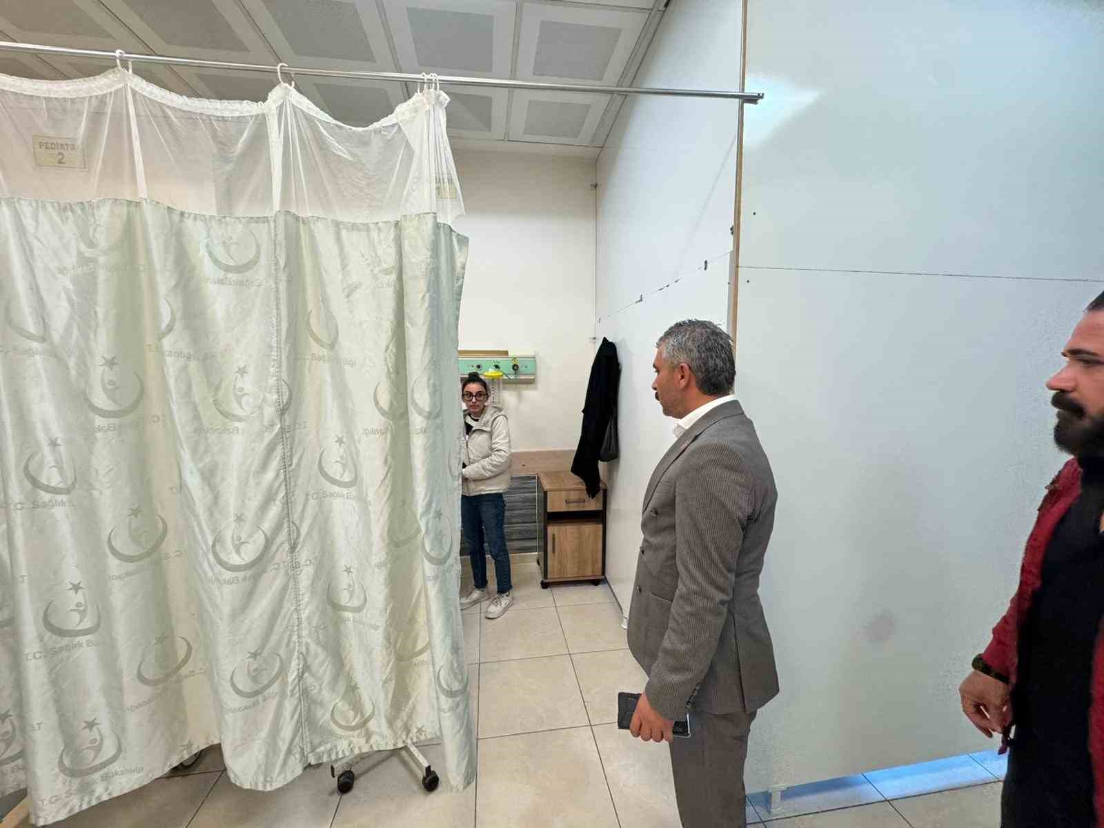Yurtta kalan öğrenciler zehirlenme şüphesiyle hastaneye kaldırıldı 7 yurtta kalan ogrenciler zehirlenme suphesiyle hastaneye kaldirildi 3 KIVuhgyT