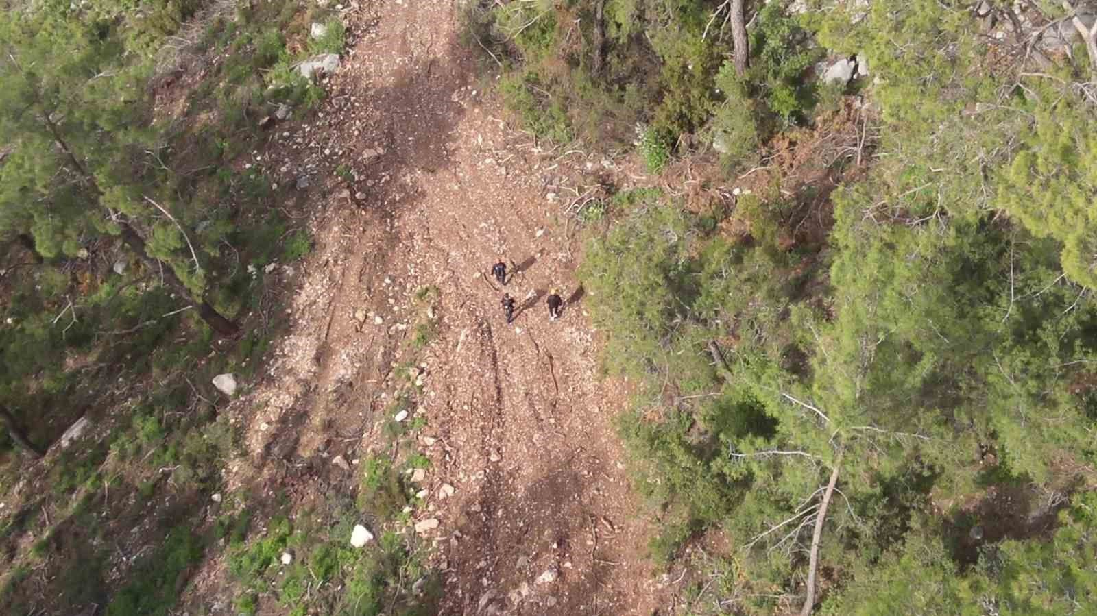 yuruyuse ciktigi daglik alanda kayboldu afad ekiplerince dronla bulundu 1 rvuuB18t