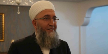 yusuf-ziya-gumuselin-ogrencisi-bu-kadar-insana-sadece-bir-iddiadan-yola-cikarak-zulmediliyor-ZqcA19nT.jpg