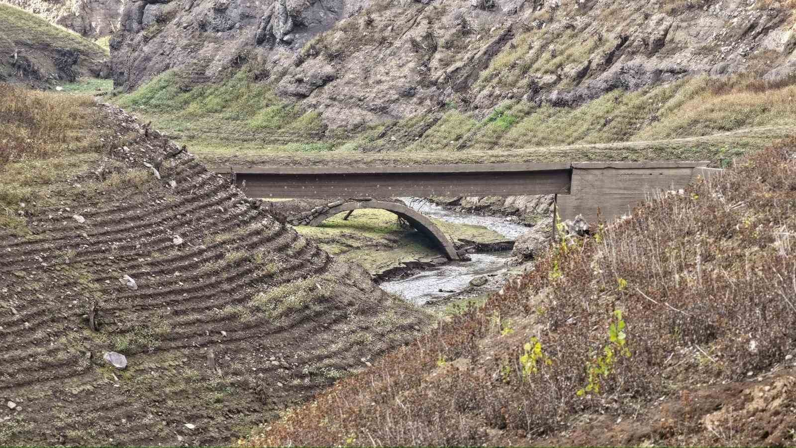 yuvacik barajinda korkutan seviye yuzde 11e dustu 4
