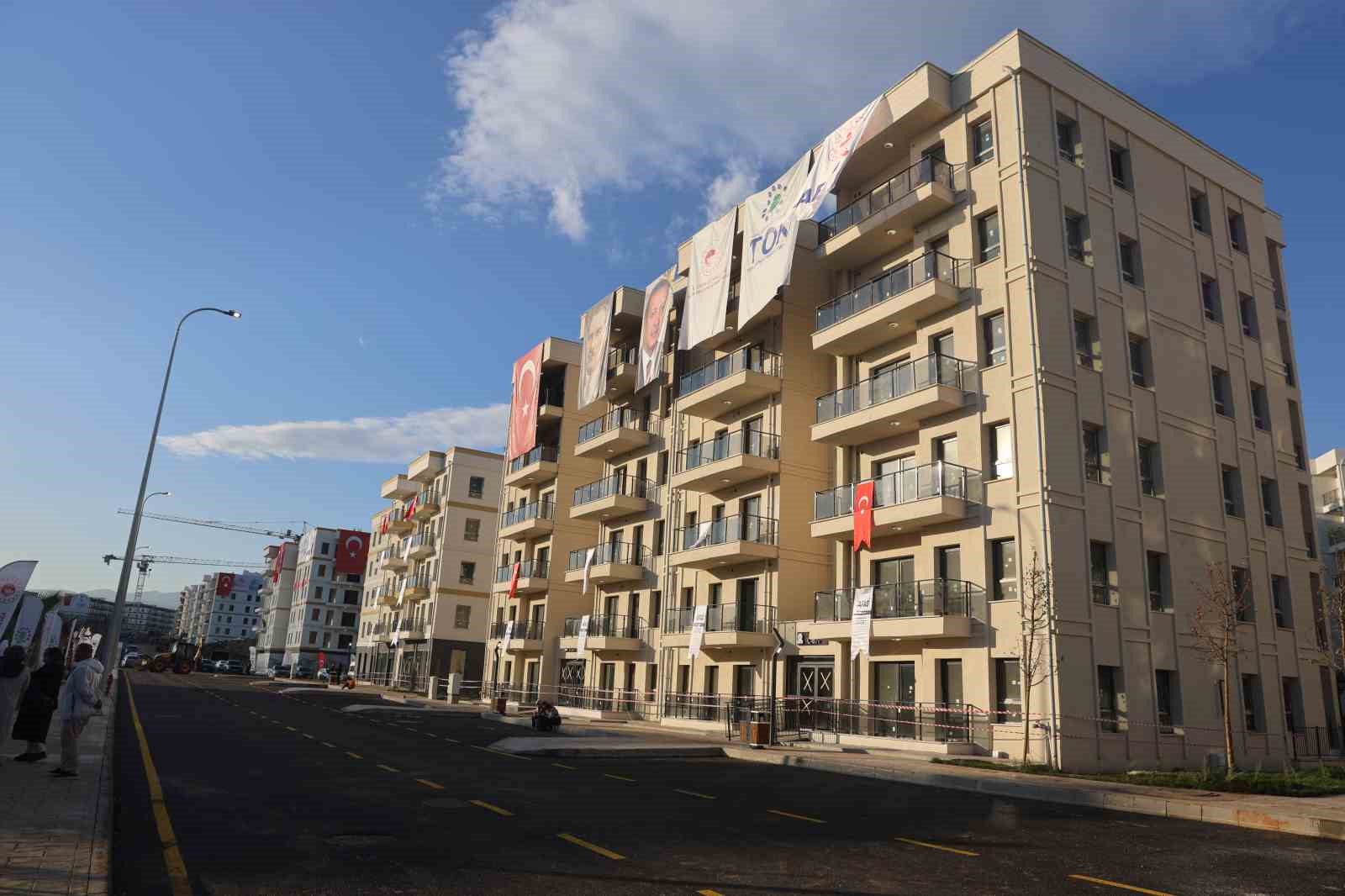 yuvasina kavusan depremzede vatandas evi gezdik cok guzel hayallerimizin otesinde 4 Um3ZTSRX