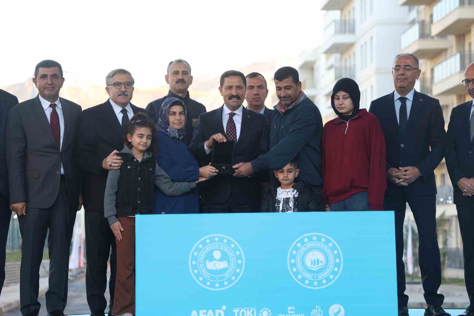 yuvasina kavusan depremzede vatandas evi gezdik cok guzel hayallerimizin otesinde 5 7Y6fYY8h