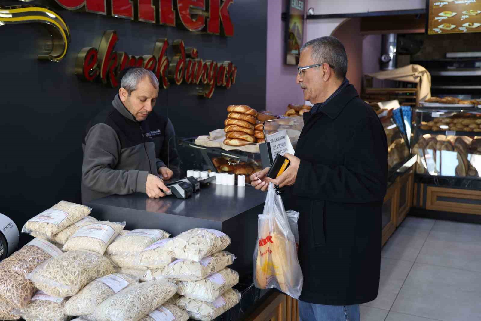yuz lira bozuk para getirene iki ekmek hediye 6 tnWjzAPE
