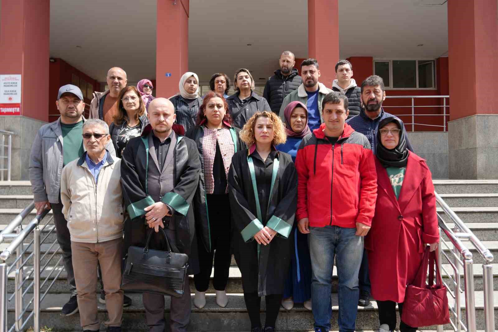 Yüzde 84 engeli bulunan adamı 30 dakika boyunca döven sanığın cezası belli oldu 4 yuzde 84 engeli bulunan adami 30 dakika boyunca doven sanigin cezasi belli oldu 0