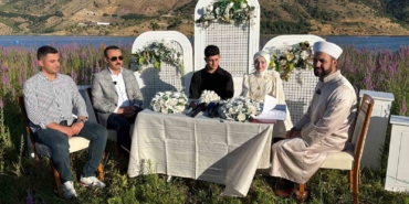 yuzen-adada-evet-dediler-jt1nk3HM.jpg