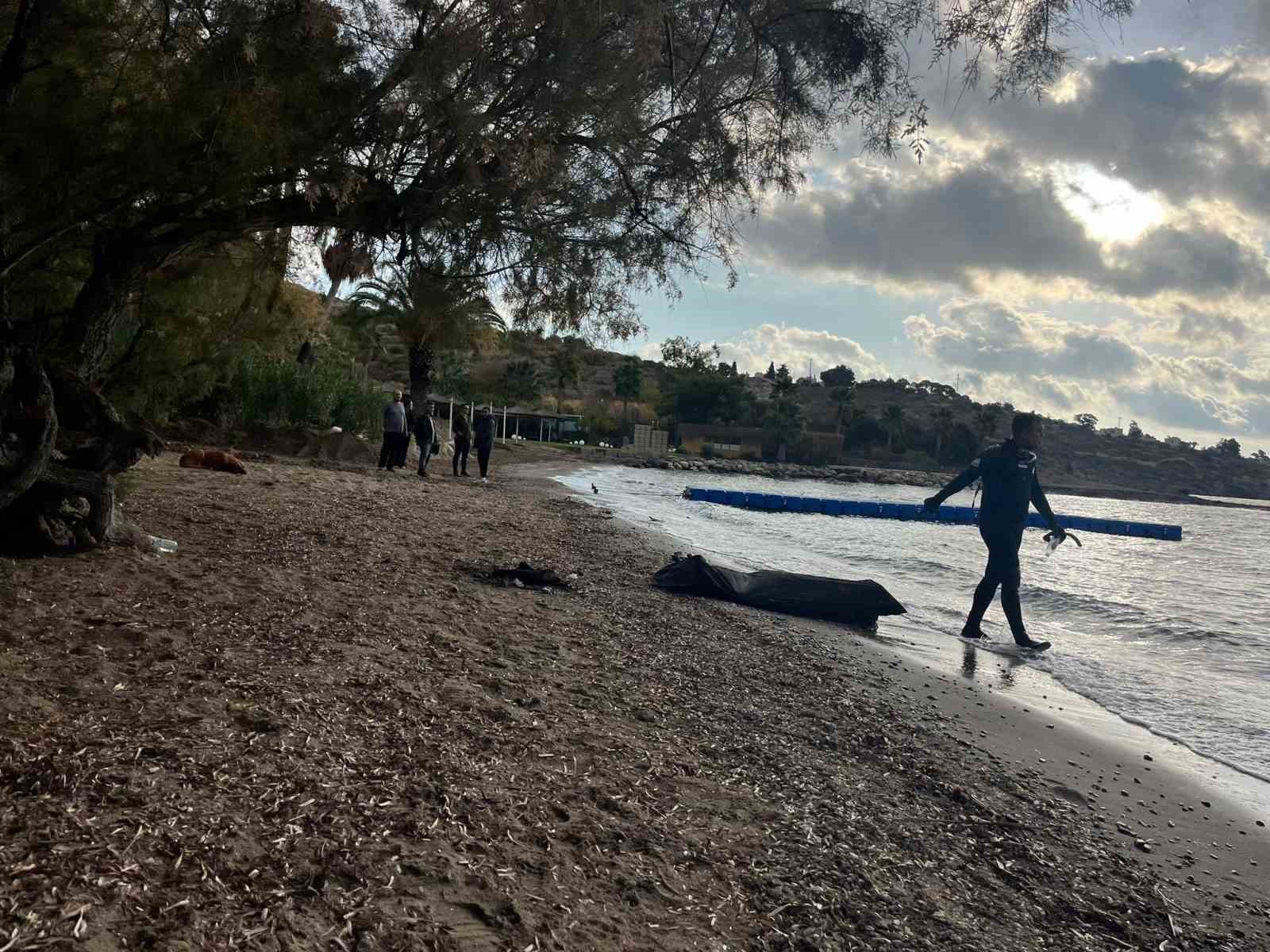 yuzerek karaya cikan 2 duzensiz gocmen kurtarildi 0 WqShKPg5