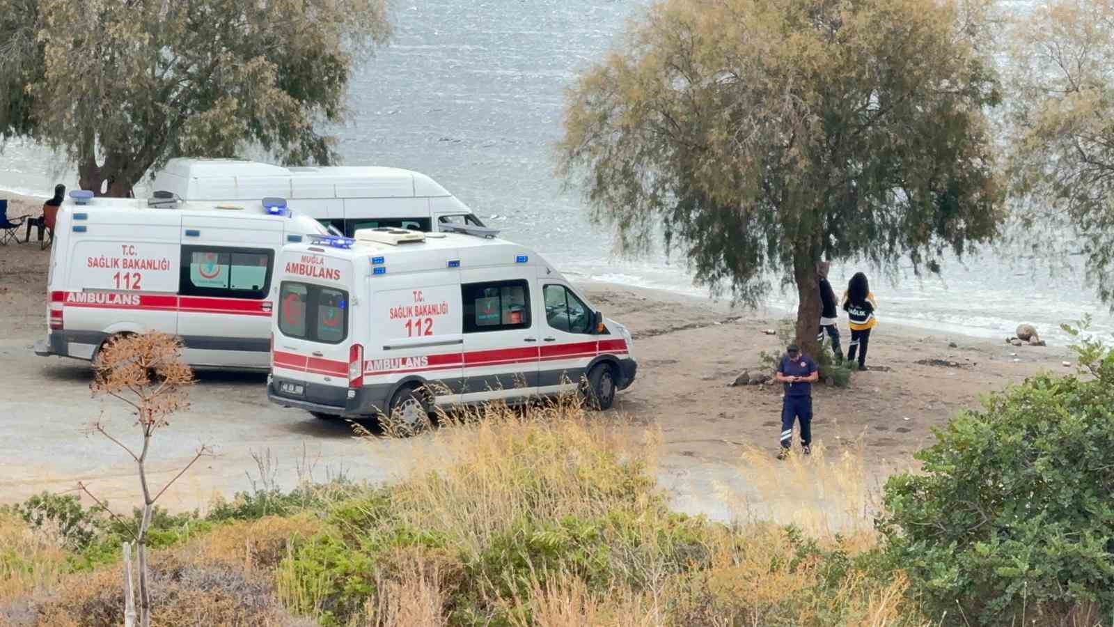 yuzerek karaya cikan 2 duzensiz gocmen kurtarildi 3 ln6c4IOB