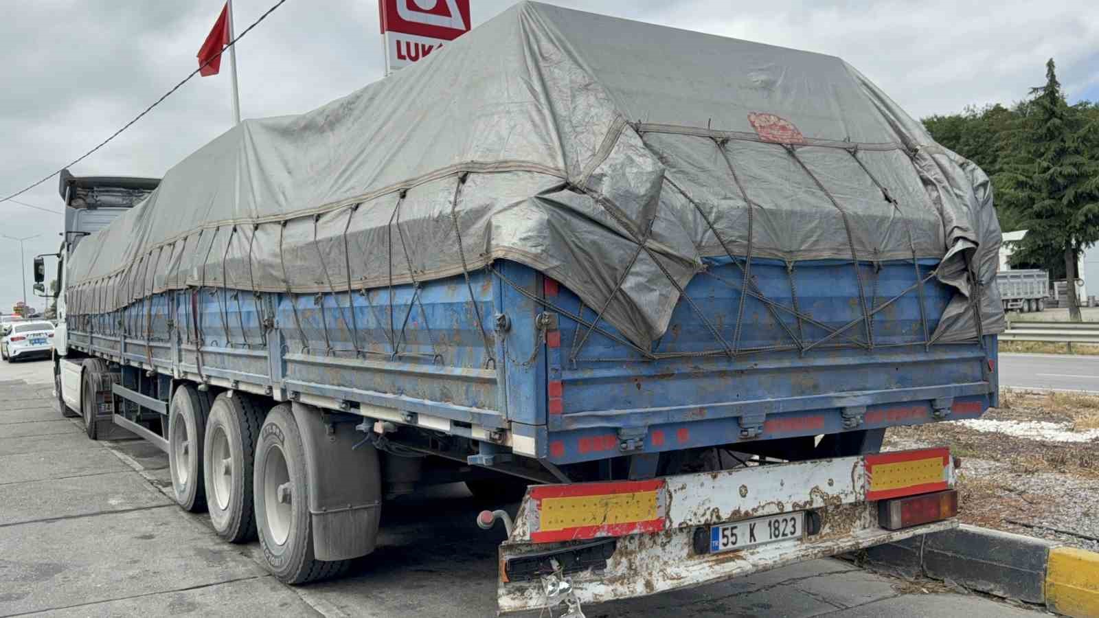 Yüzmek için denize giderken kazada ağır yaralandılar 7 yuzmek icin denize giderken kazada agir yaralandilar 3 OsZg81Zi
