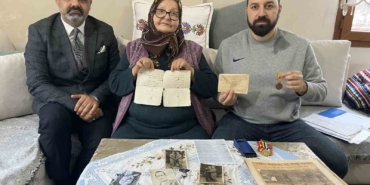 yuzunu-gorup-sesini-duymadigi-sehit-babasinin-kendisi-icin-yazdigi-75-yillik-mektubu-yillardir-sakliyor-tPqCS6xY.jpg