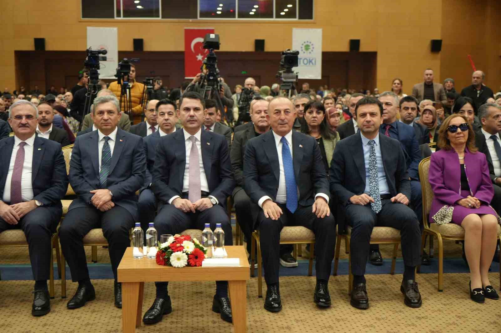 Yüzyılın Konut Projesi kapsamında Antalya’da kura heyecanı: 13 bin 213 konut için çekiliş yapıldı 8 yuzyilin konut projesi kapsaminda antalyada kura heyecani 13 bin 213 konut icin cekilis yapildi 8UjhQPNZ