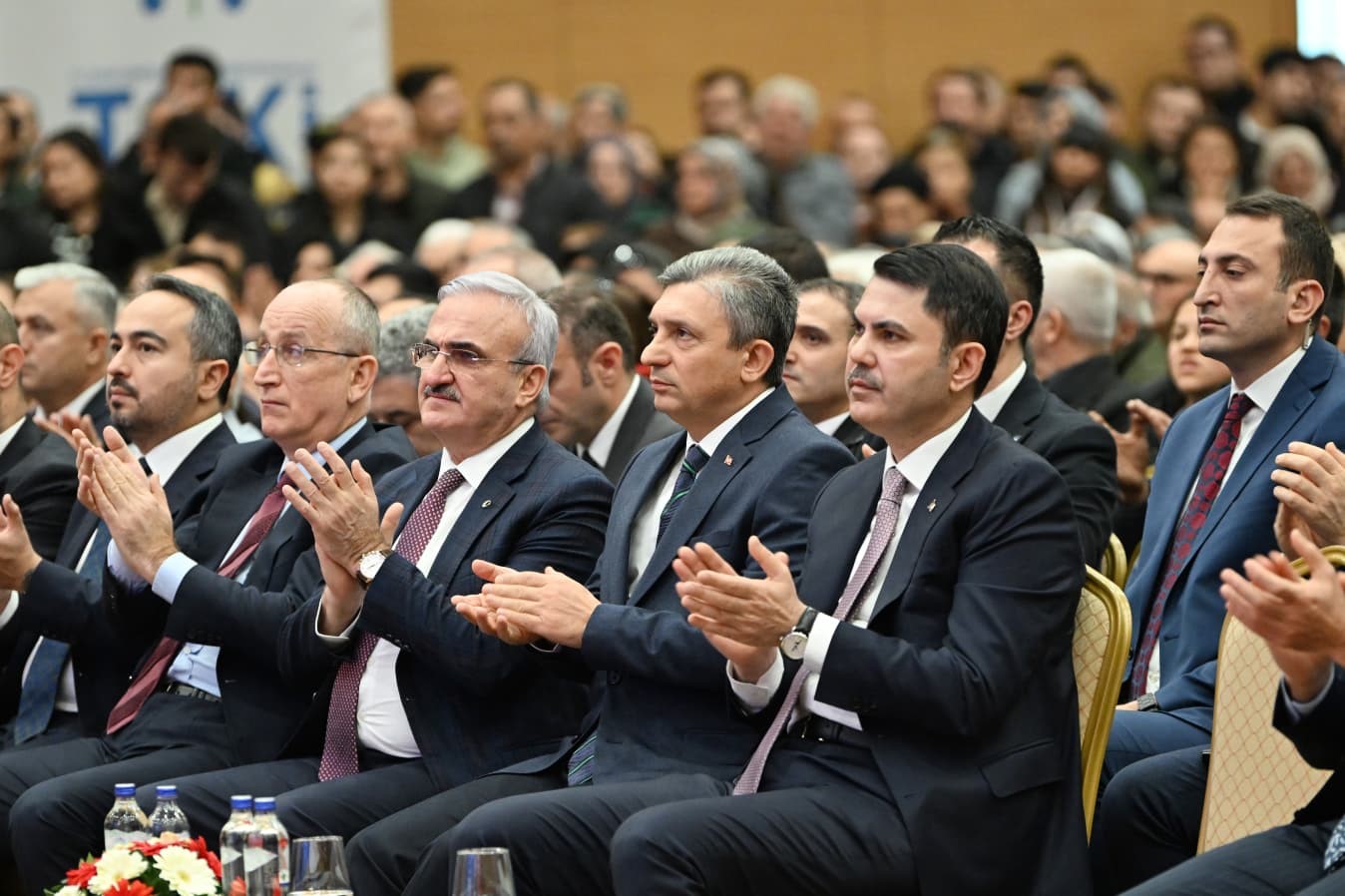 Yüzyılın Konut Projesi kapsamında Antalya’da kura heyecanı: 13 bin 213 konut için çekiliş yapıldı 13 yuzyilin konut projesi kapsaminda antalyada kura heyecani 13 bin 213 konut icin cekilis yapildi LG948QAv