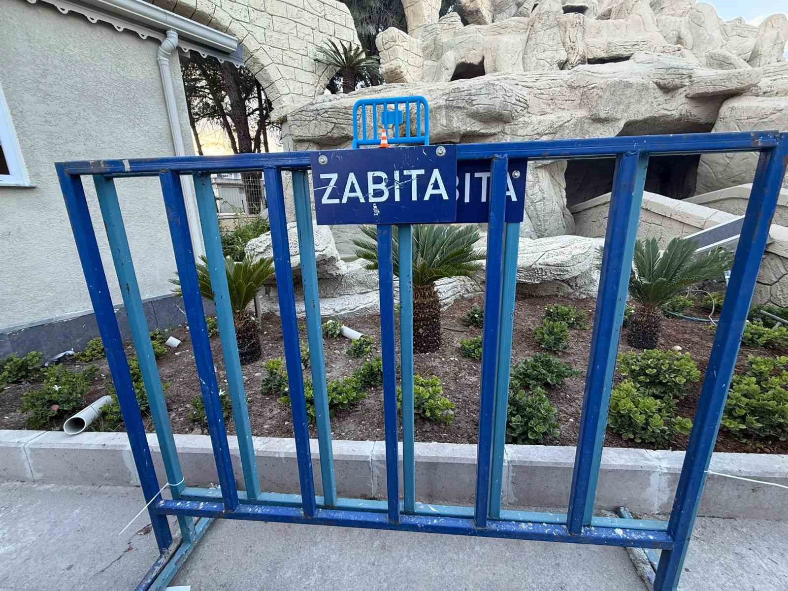 zabita damada mesai arkadaslarindan bariyerli koruma kalkani 1 ISaurH2u