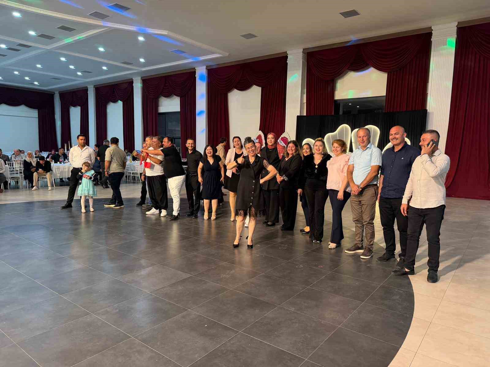 zabita damada mesai arkadaslarindan bariyerli koruma kalkani 3 g2XKeb2H