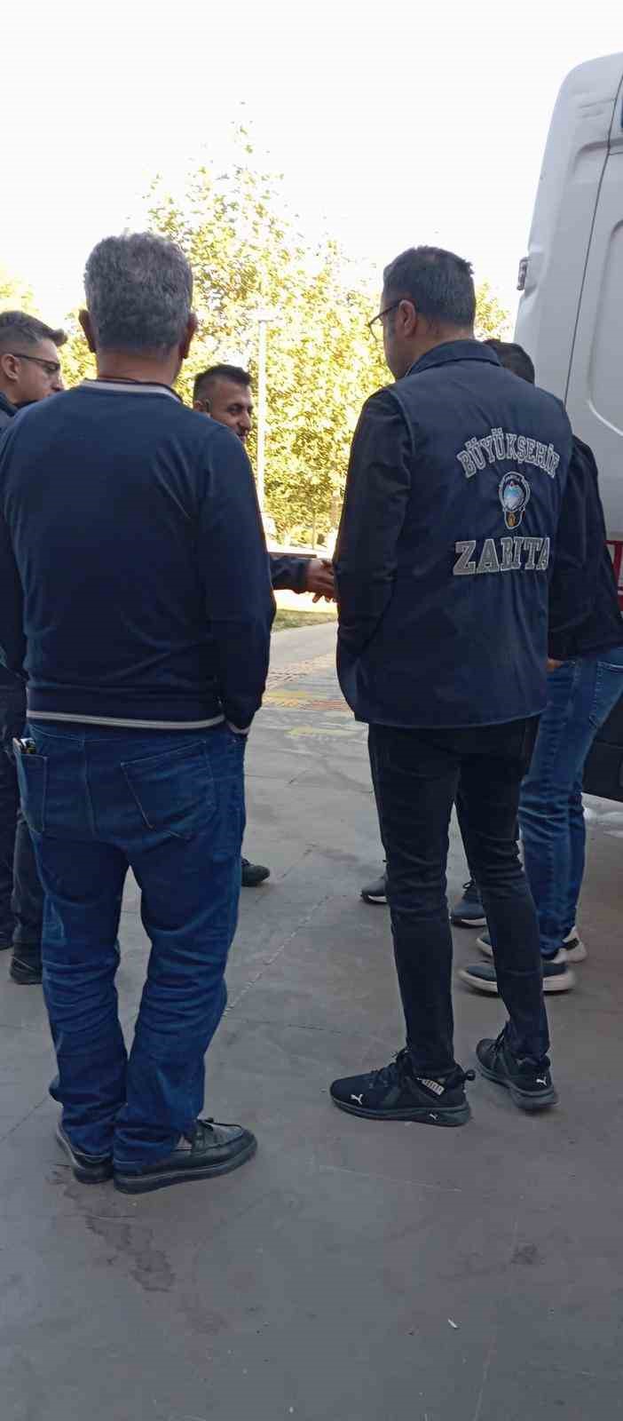 zabita ekipleri intihar girisiminde bulunan kadini ikna etti 3