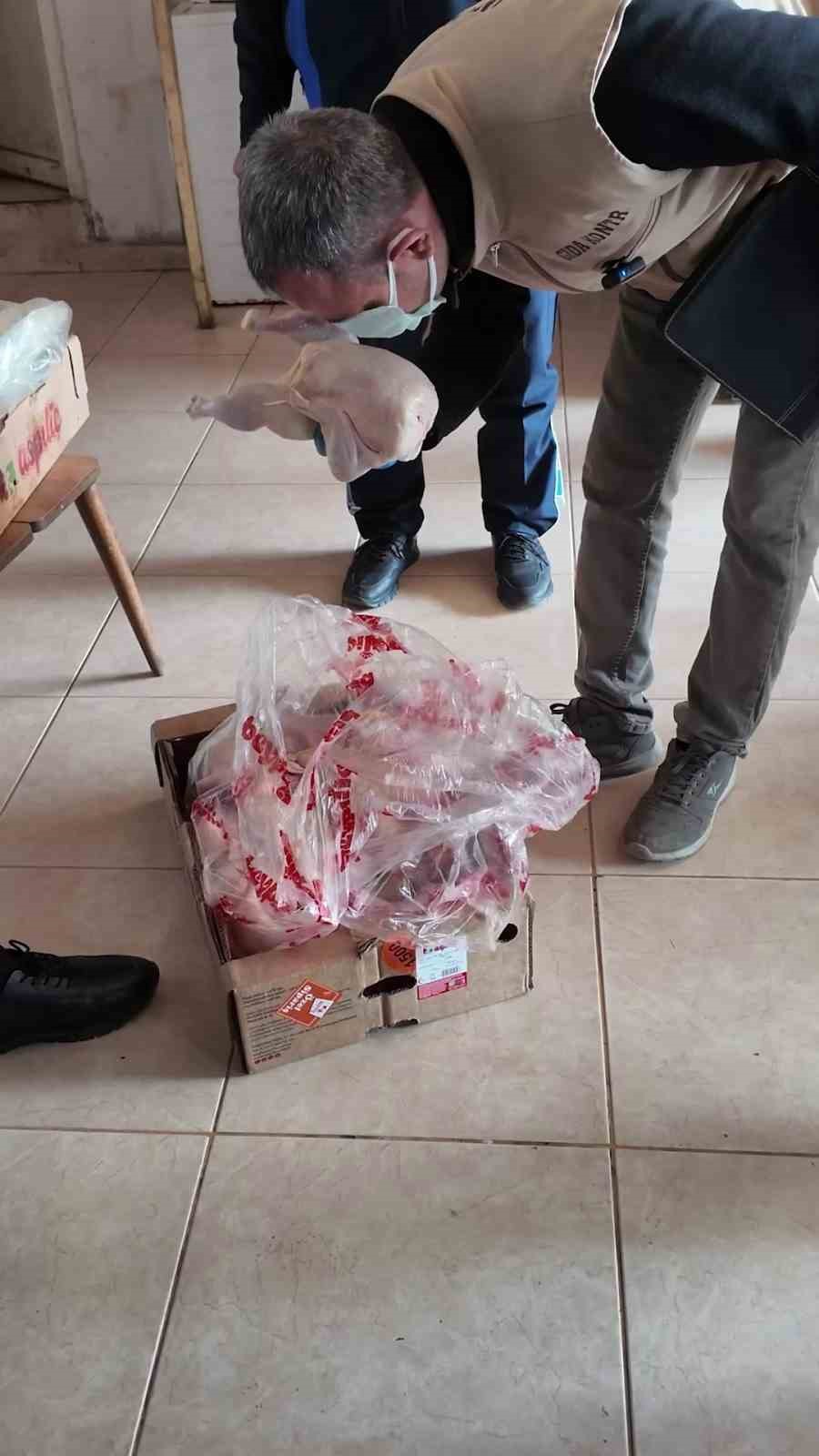 zabita ekiplerinin les kokusu var dedigi donercide mide bulandiran goruntu 3 YGeRHzng