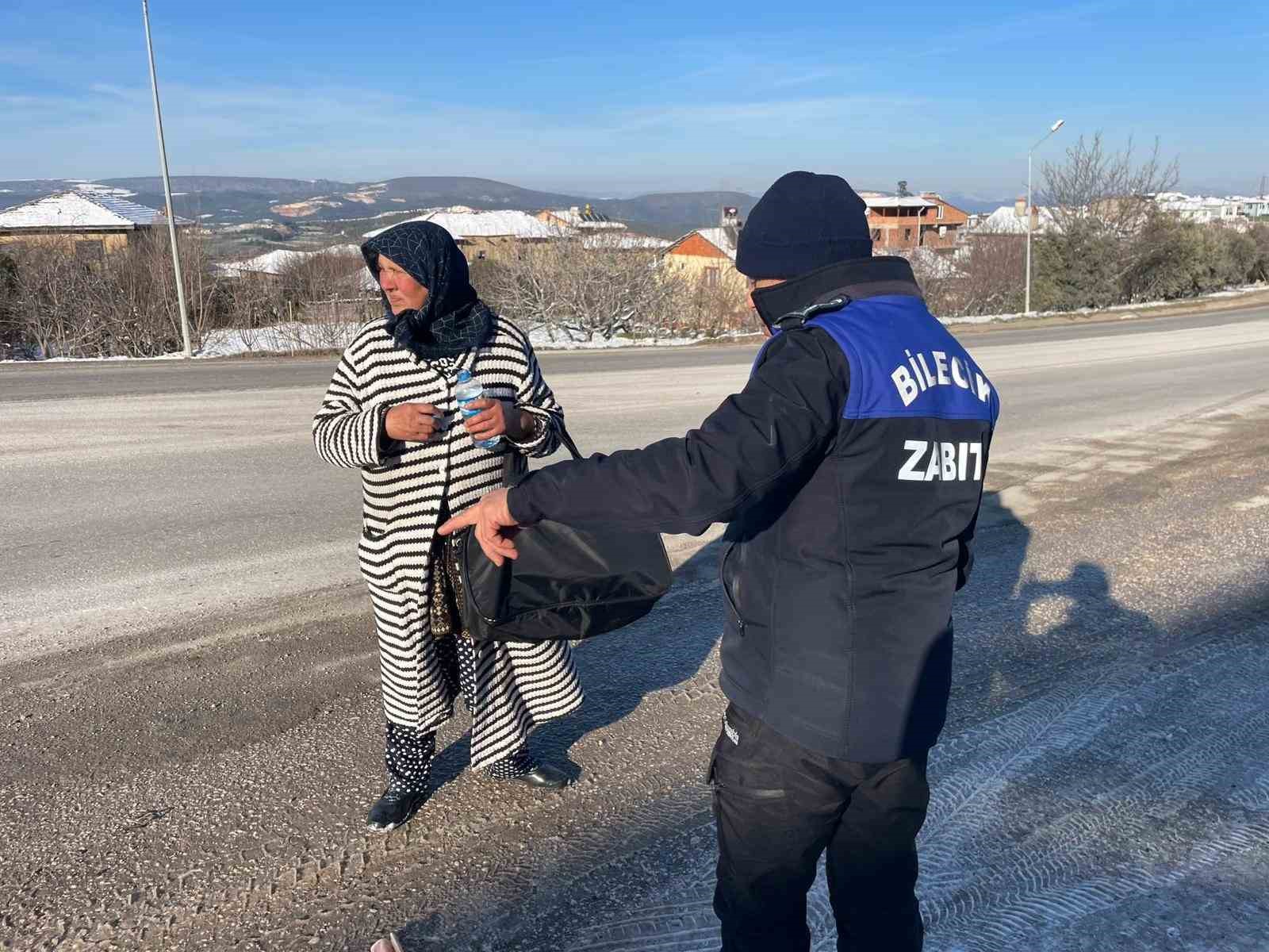 zabitadan kacan kadin dilenci erkekler tuvaletine saklandi 0 qGVOn2dI