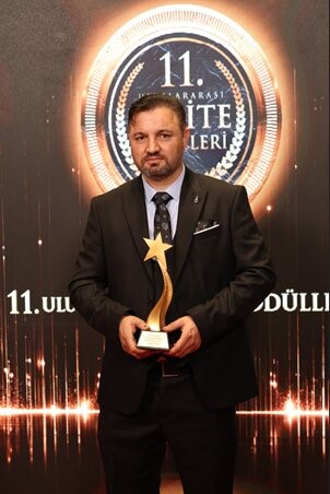 Zahra Elwin’e ’Yılın Başarılı Kadın Giyim Markası’ ödülü 4 zahra elwine yilin basarili kadin giyim markasi odulu 0 UDNc1EOb