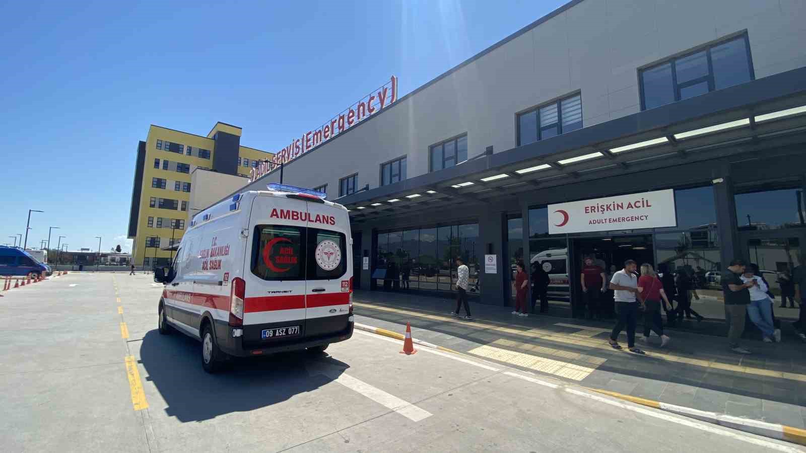 zakkumun cicegini yedi komalik oldu 2 ki6w77yW