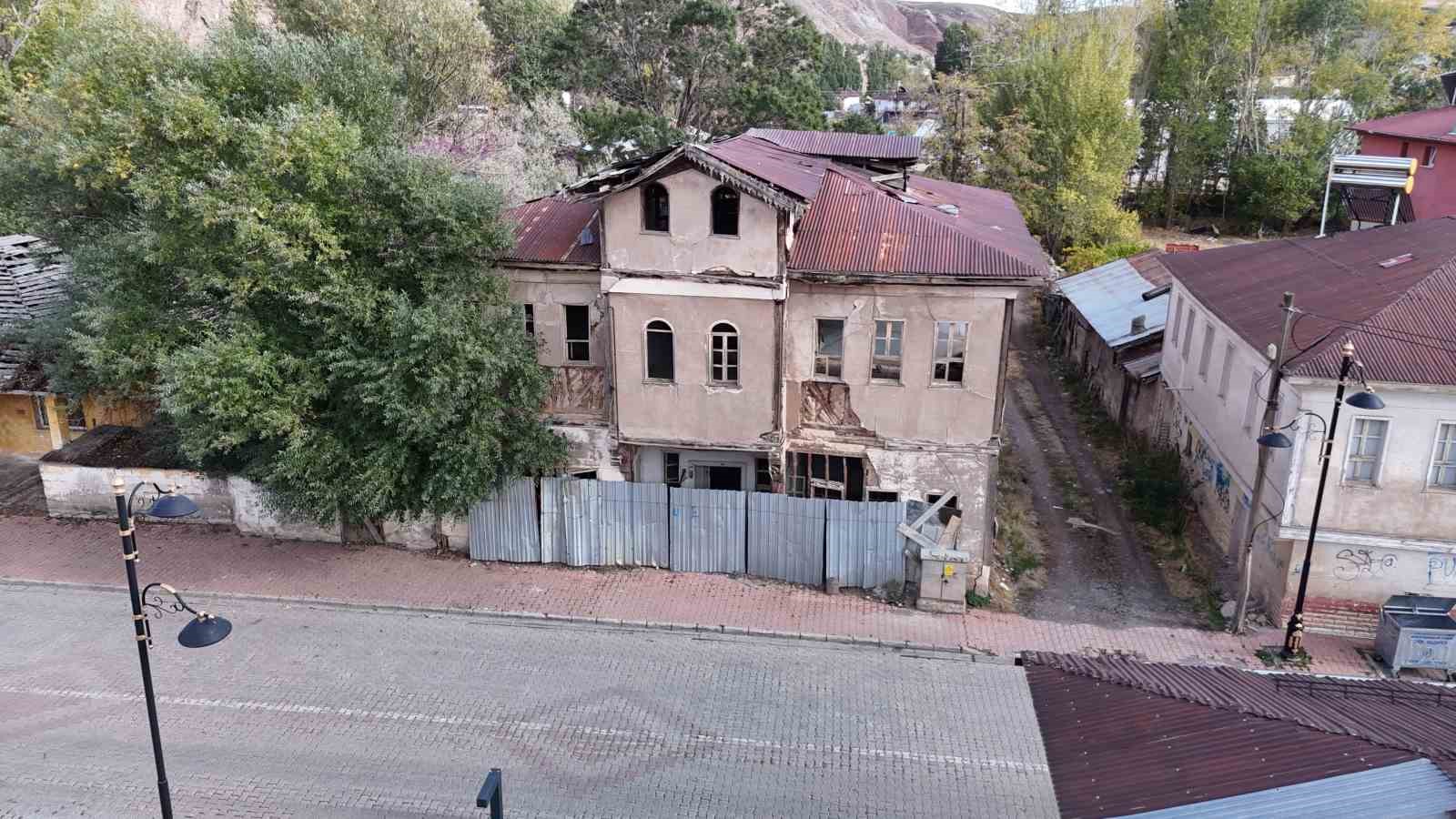 zamana direnen asirlik konaklar restore edilerek turizme kazandirilmayi bekliyor 5 c5UwKiug