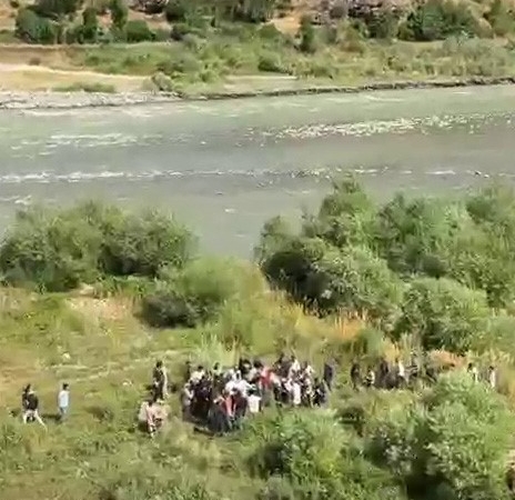 zap-suyuna-dusen-sahsin-cesedi-bulundu-RgAigQdE.jpg