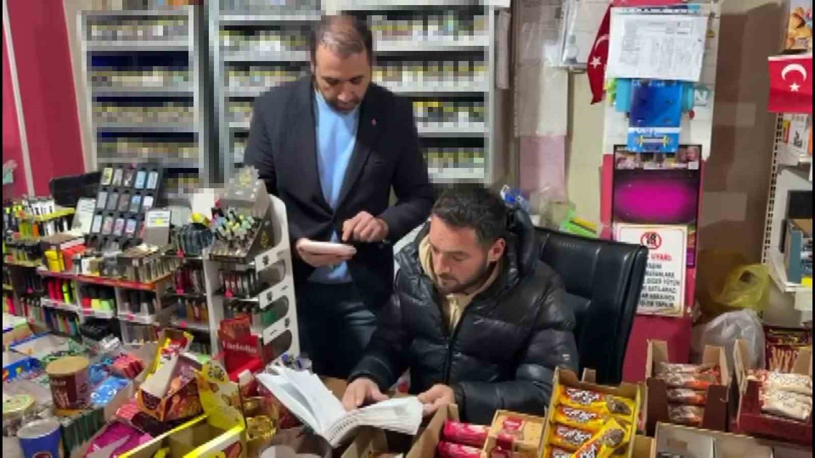 zarada ihtiyac sahiplerinin veresiye borcu kapatildi defter sobada yakildi 2 4edCISgF